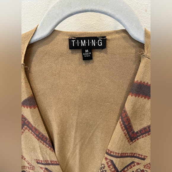 Timing Faux Suede Tan and Brown Geometric Cardigan - Picture 3 of 5